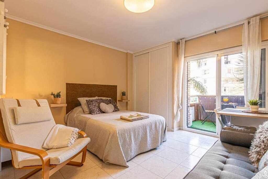 797 Holiday Rentals - Equipado Estudio Cerca Del Parque La Paloma Benalmadena Bagian luar foto