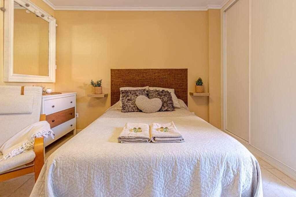 797 Holiday Rentals - Equipado Estudio Cerca Del Parque La Paloma Benalmadena Bagian luar foto